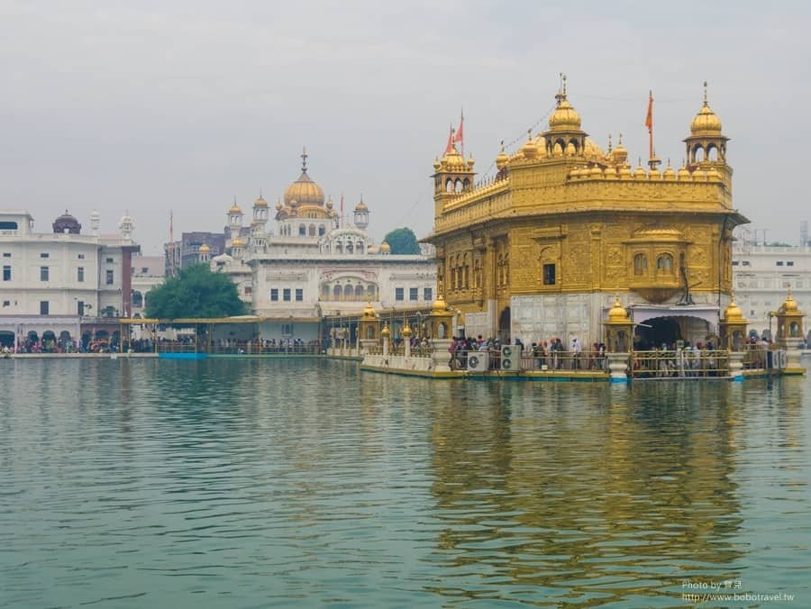 【印度。旁遮普邦】Day27-1阿姆利澤Amritsar。我們不是恐怖分子！走進750公斤黃金堆砌的金廟，揭開錫克教的神秘面紗。