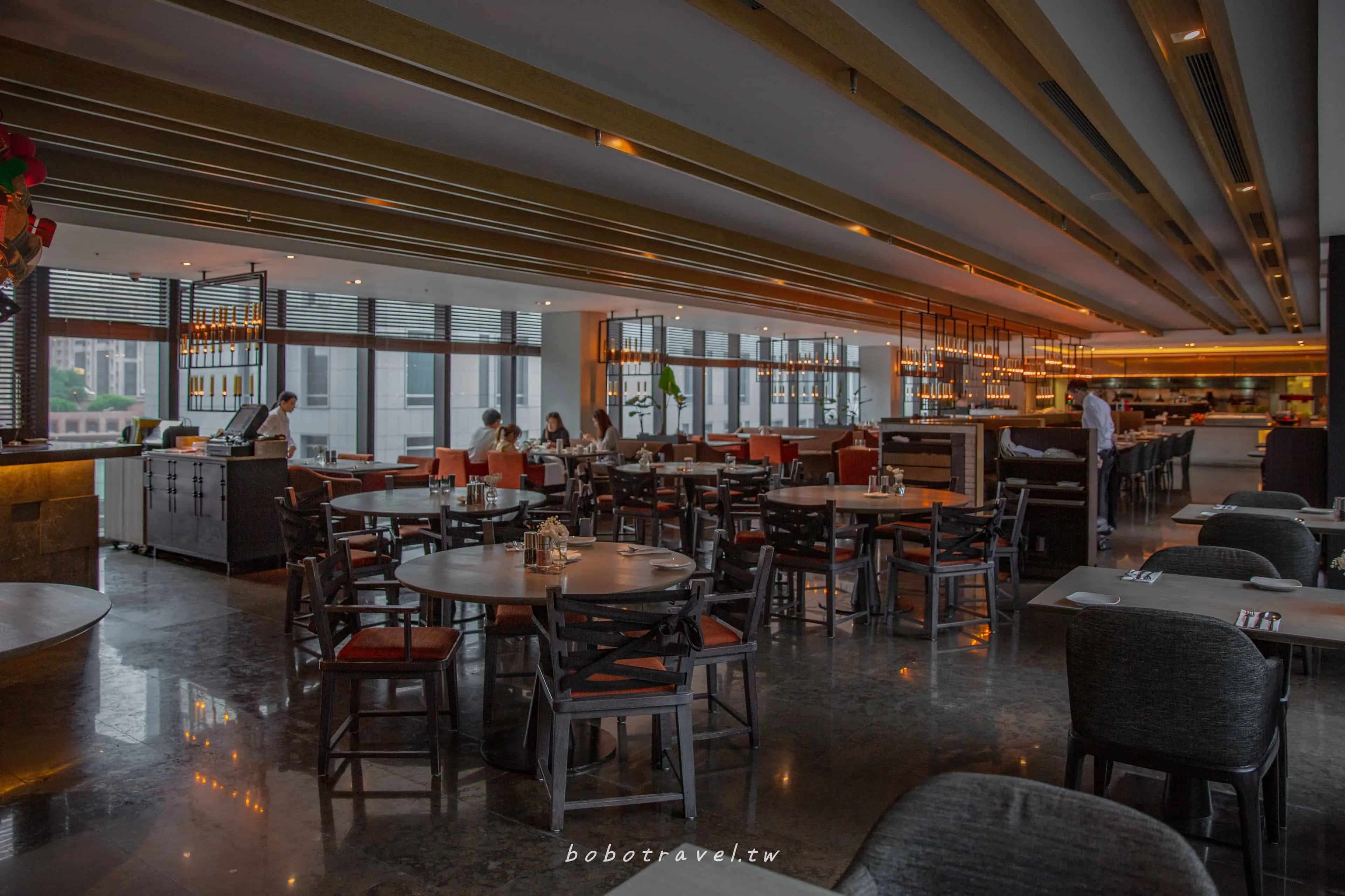 寒舍艾麗酒店、LA FARFALLA 義式餐廳|樣樣都是道地義式經典!全新菜單更升級,套餐、單點多種選擇,甜點餐車太迷人 3 la farfalla60