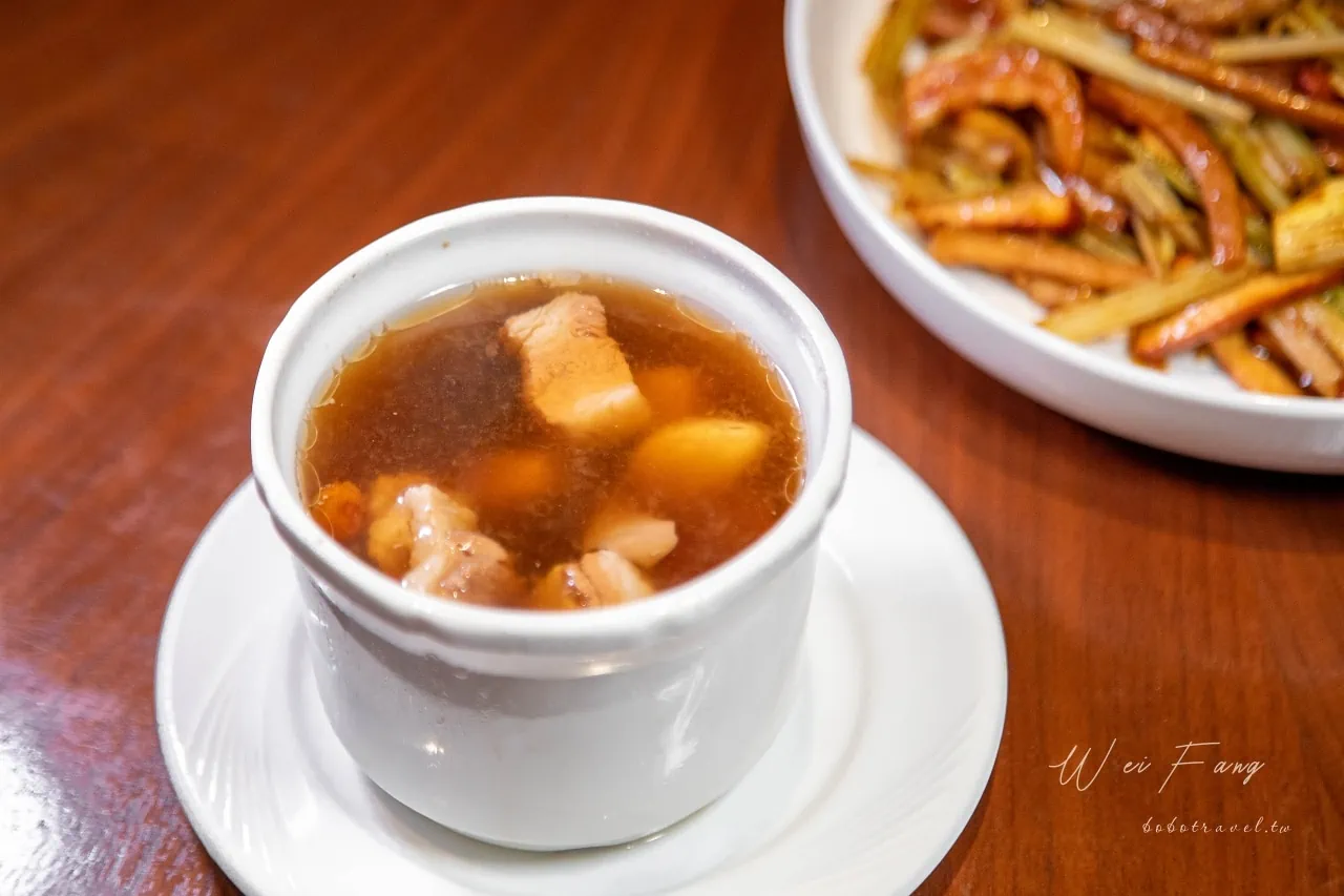 桃園機場美食推薦、華航諾富特飯店「味坊中餐廳」|經典粵菜打造舌尖上的香港,重現港風的美好 22 Wei Fang14